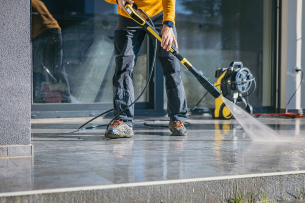 Best Restaurant Pressure Washing  in Cape Coral, FL